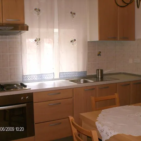 Kleo Apartment *