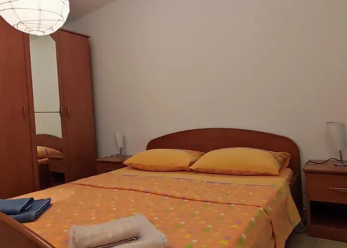 Kleo Apartment *